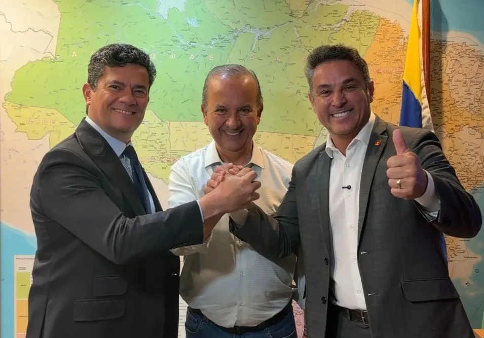 Moro se une a governadores do Sul em apoio a Flávio Bolsonaro