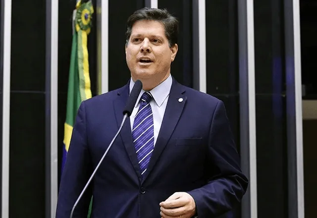 MDB decide apoiar Flávio e marca data para anúncio