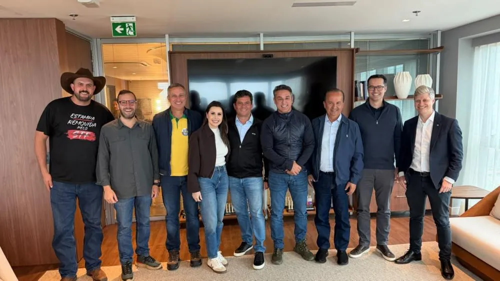 Governadores eleitos do Sul se reúnem em Porto Alegre em apoio a Flávio Bolsonaro