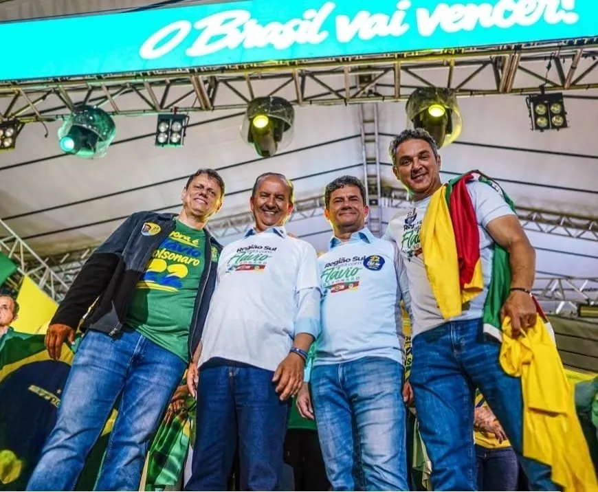 Governadores eleitos do Sul estarão em Curitiba neste sábado em ato de apoio a Flávio Bolsonaro