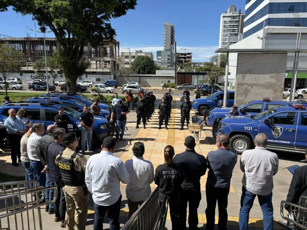 Guarda Municipal de Toledo recebe seis novas viaturas e 12 notebooks