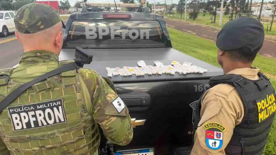 Mulher é presa transportando 319 ampolas de emagrecedores em Santa Tereza do Oeste