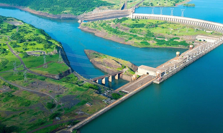 Consumidores brasileiros de energia el&eacute;trica ter&atilde;o bandeira verde em mar&ccedil;o