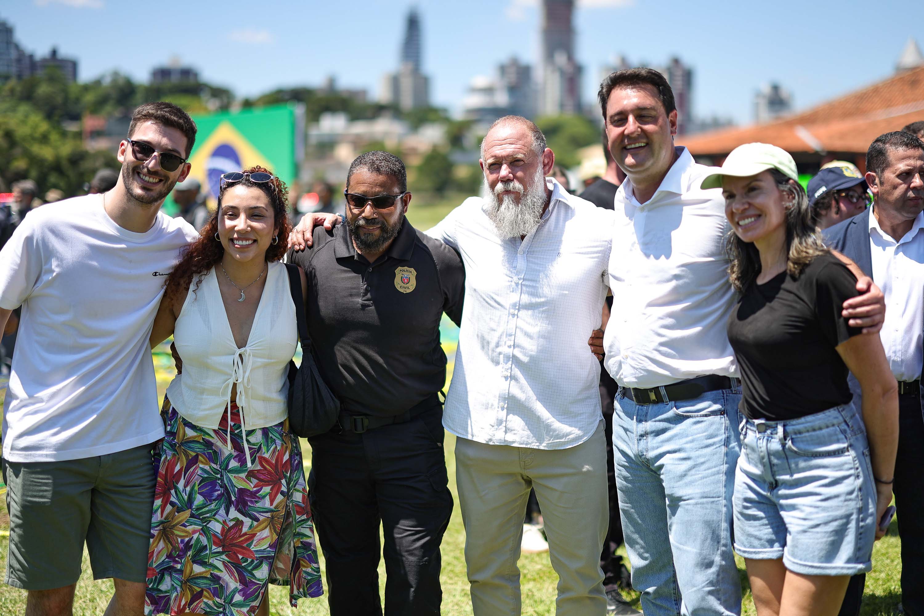 Governador Ratinho Junior anuncia novo concurso para a Pol&iacute;cia Civil para este ano
