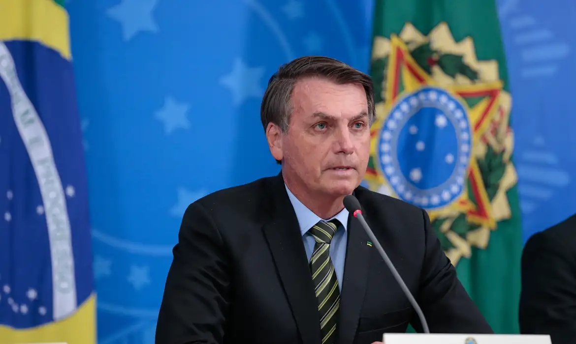 Moraes determina transfer&ecirc;ncia de Bolsonaro para a Papudinha