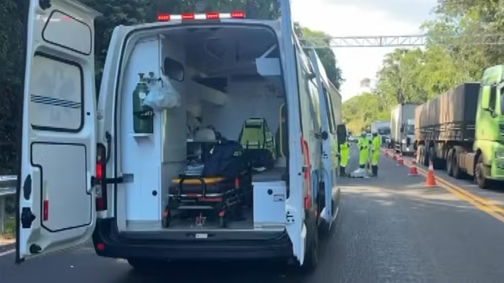 Trabalhador morre atropelado enquanto sinalizava obras na PR-182, no Paran&aacute;