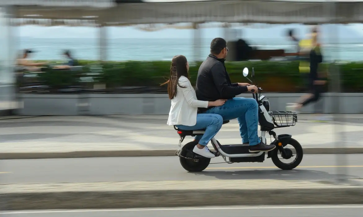 Prazo para registro de ciclomotores de at&eacute; 50cc termina em 31/12