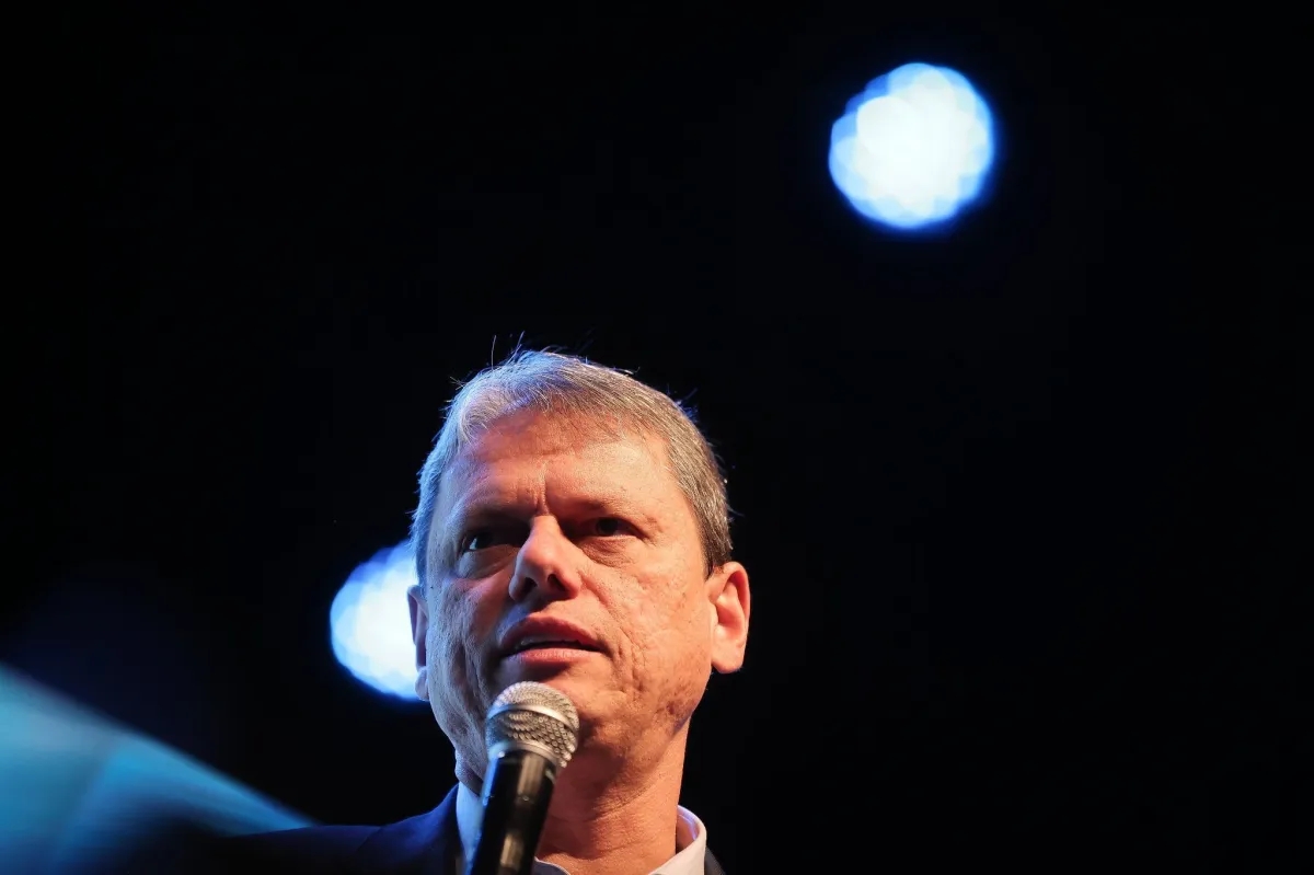 Tarc&iacute;sio: Brasil est&aacute; na "dire&ccedil;&atilde;o errada", mas a gente corrige "rapidinho"