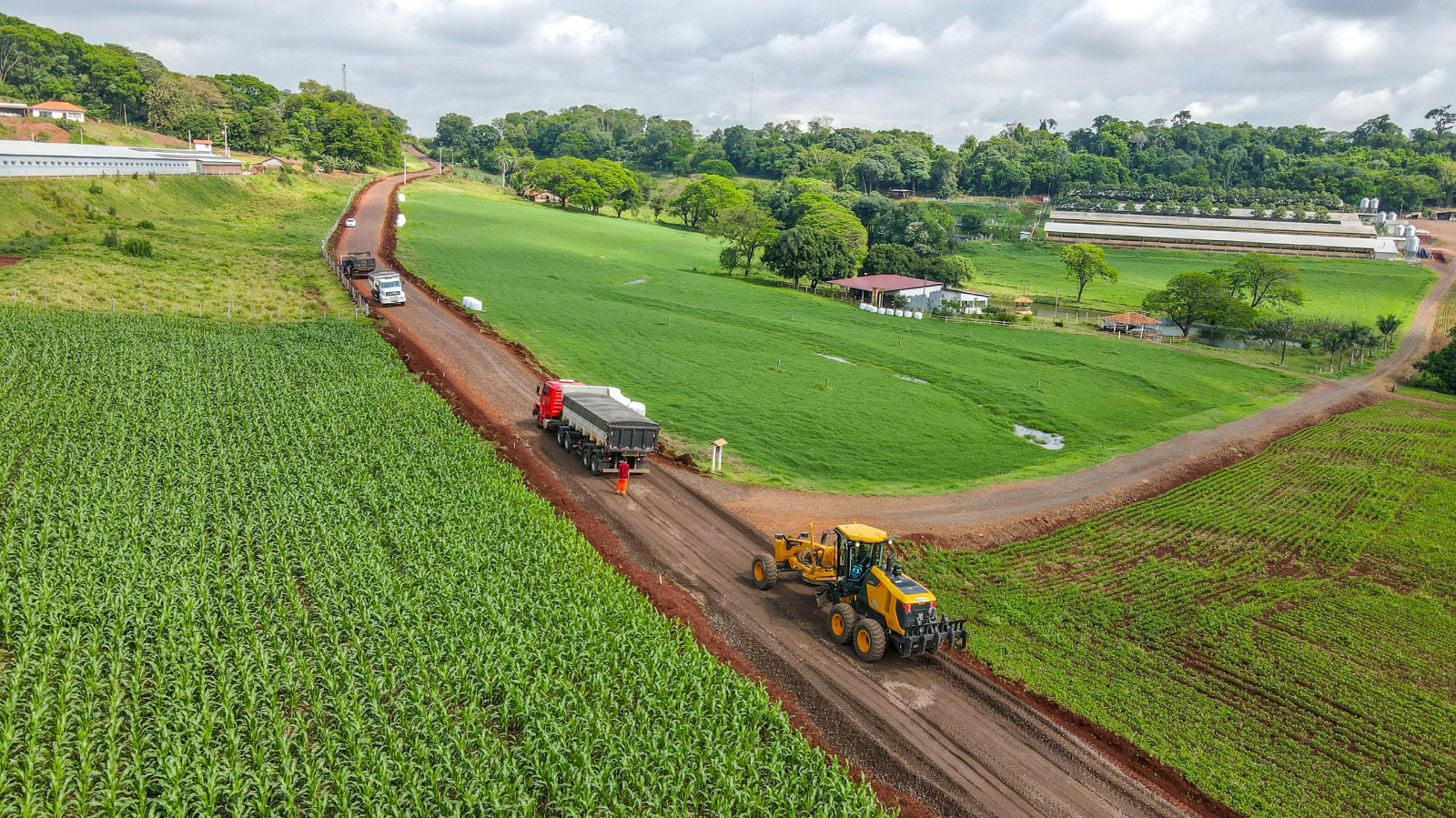 WhatsApp Image 2025-10-28 at 16.22.58 3.jpeg