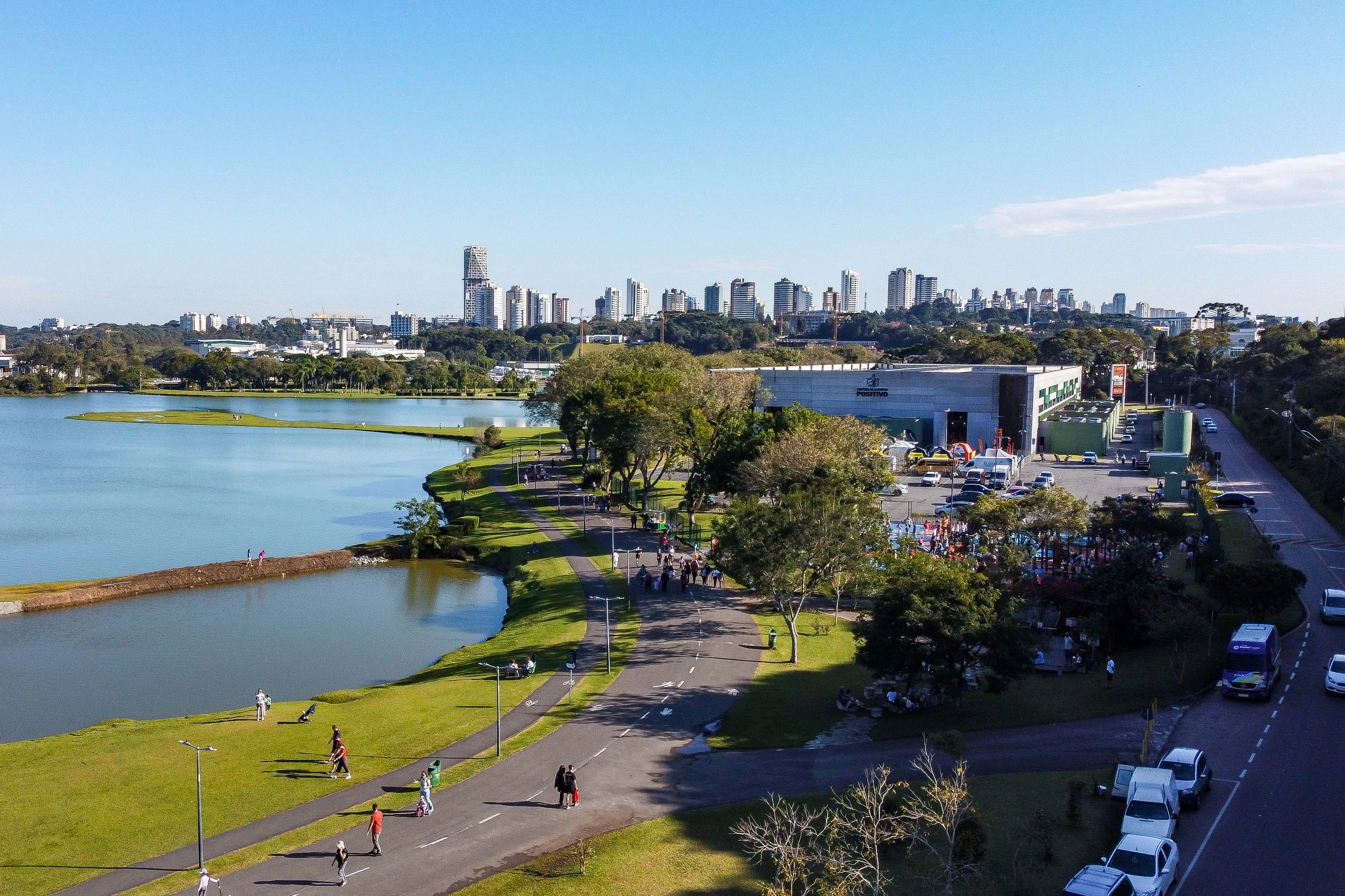 Ap&oacute;s chuva no fim de semana, massa de ar frio derruba as temperaturas no Paran&aacute;