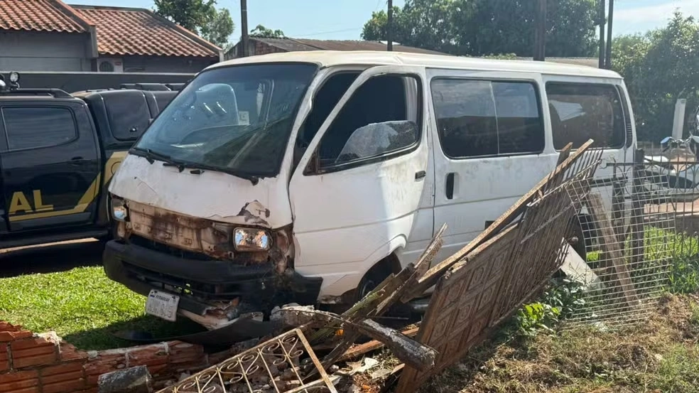 Motorista pula em rio para tentar fugir da pol&iacute;cia ap&oacute;s persegui&ccedil;&atilde;o no PR