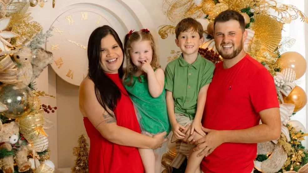 Casal que morreu ap&oacute;s carro derrapar e ser atingido por caminh&atilde;o no Paran&aacute; estava com casamento marcado para o fim do ano