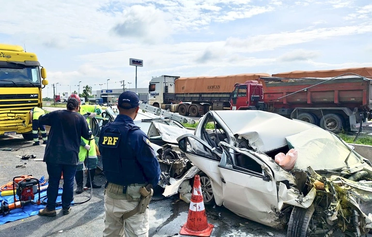 PRF alerta para alta de 14% de mortes nas rodovias federais do Paran&aacute; em 2026
