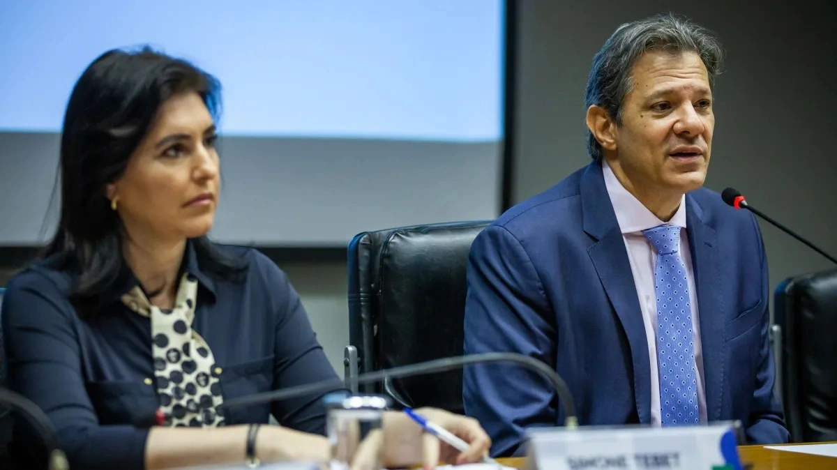 "SP est&aacute; resolvido", Dirceu projeta Haddad ao governo e Tebet ao Senado