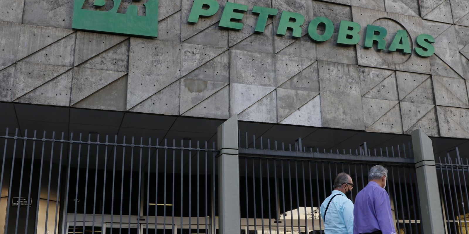 Petrobras aprova ades&atilde;o ao programa do governo para baratear diesel