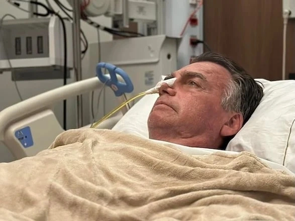 Bolsonaro tem recupera&ccedil;&atilde;o da fun&ccedil;&atilde;o renal e melhora no quadro inflamat&oacute;rio
