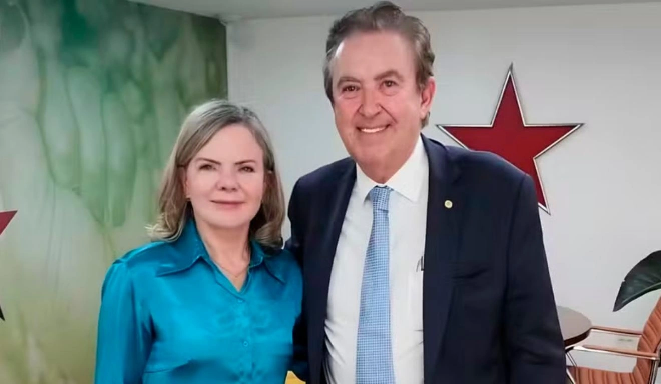 PSB quer ficar independente no Paran&aacute;, apesar da press&atilde;o do PT