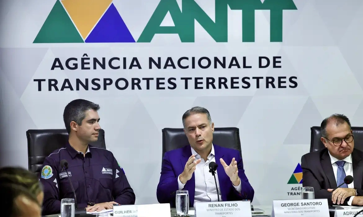 Tabela de frete ser&aacute; atualizada de acordo com o pre&ccedil;o dos combust&iacute;veis