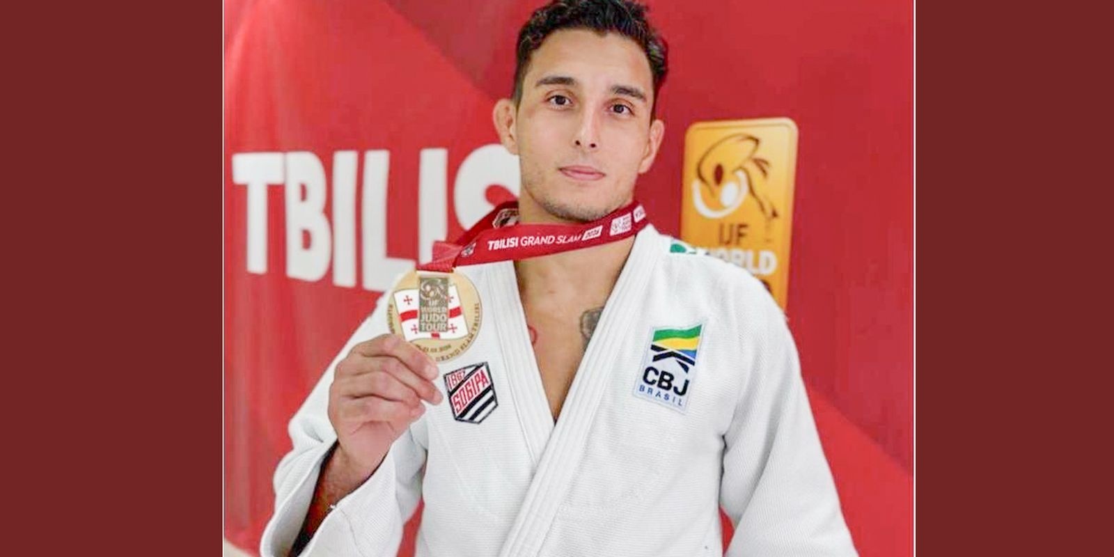 Guilherme Schimidt &eacute; bronze no Grand Slam de Tbilisi