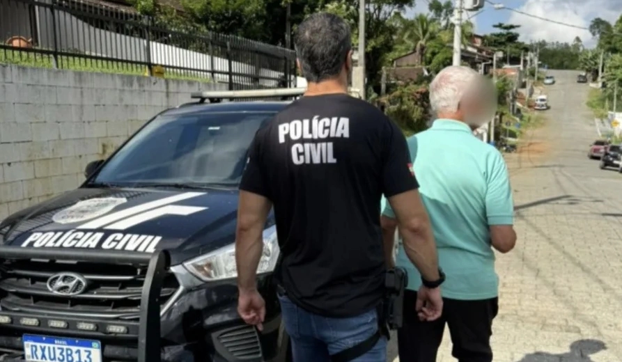Pastor &eacute; condenado e preso por estuprar crian&ccedil;a 144 vezes em SC