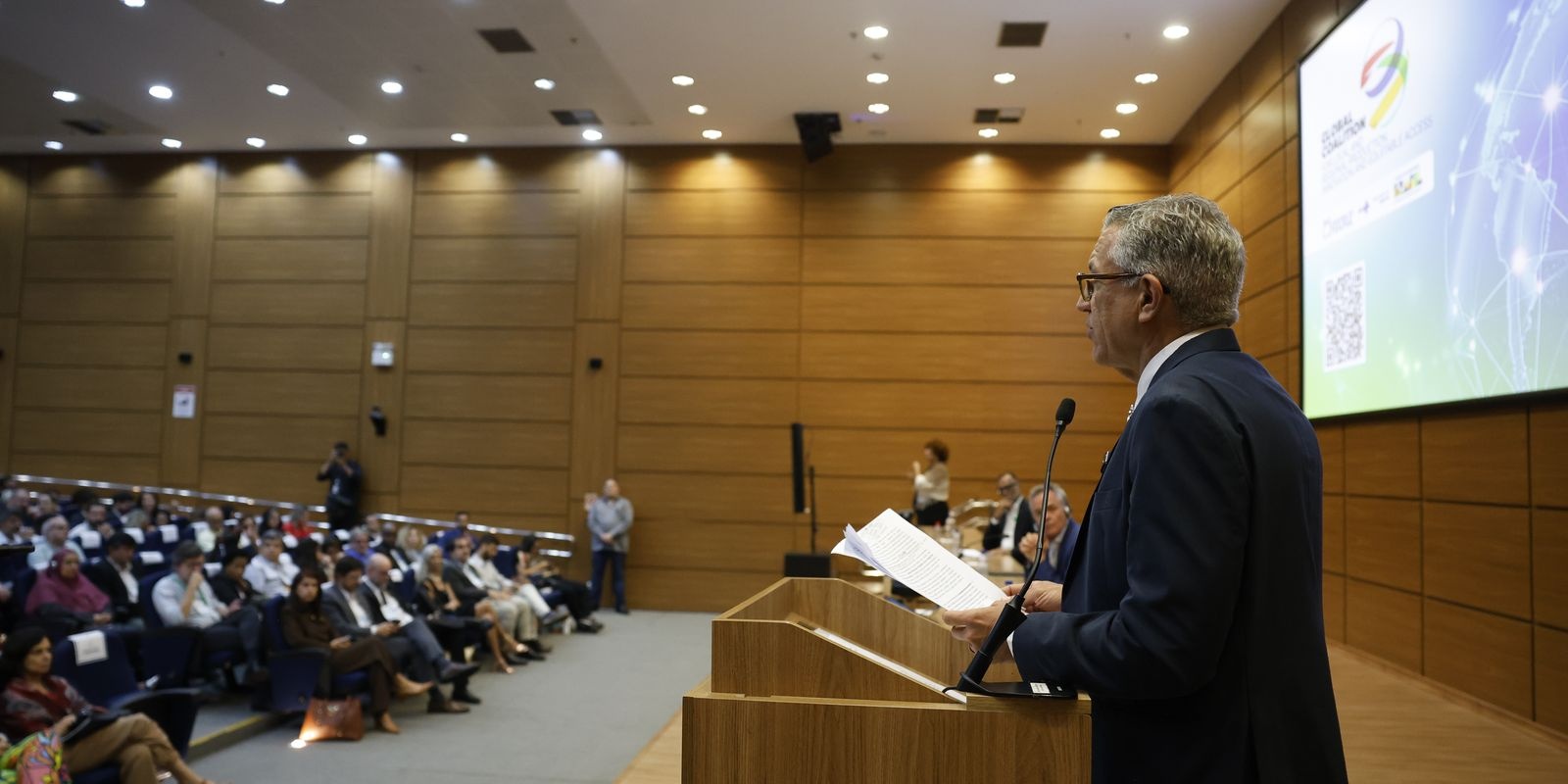 Combate &agrave; dengue &eacute; primeiro desafio de coaliz&atilde;o global de sa&uacute;de