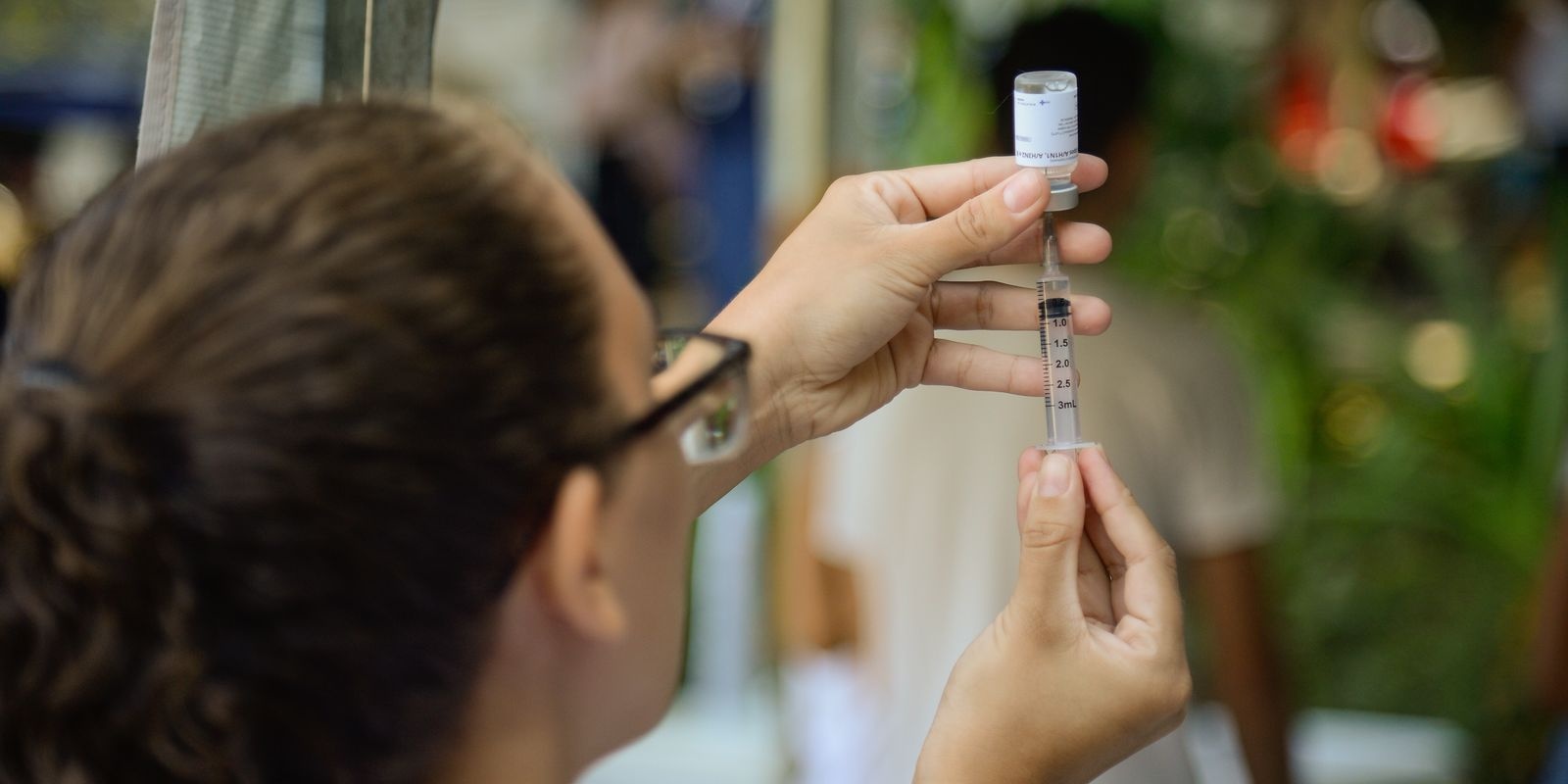 Vacina&ccedil;&atilde;o nacional contra gripe come&ccedil;a no s&aacute;bado