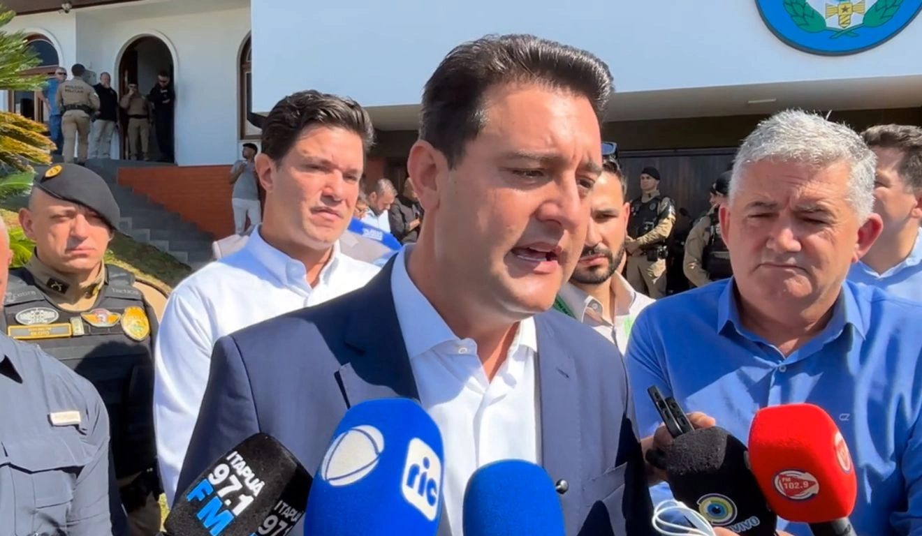 Ratinho Jr. alfineta Moro e PT e pede defesa do Paran&aacute; a "brigas que v&ecirc;m de Bras&iacute;lia"