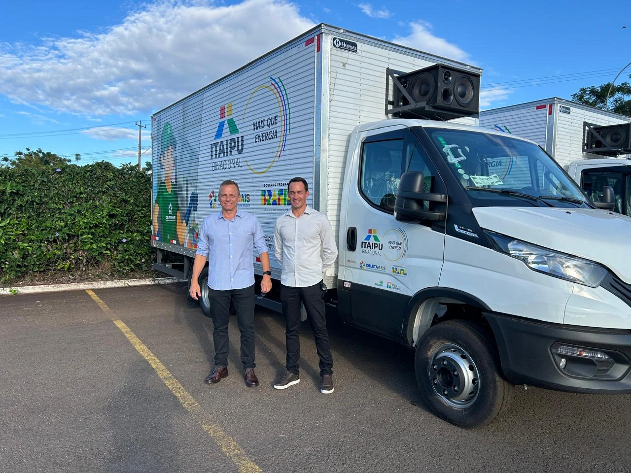 Marechal C&acirc;ndido Rondon recebe caminh&atilde;o para a coleta seletiva