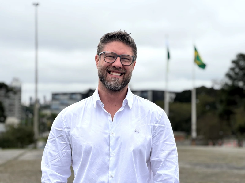 PDT oficializa candidatura de Requi&atilde;o Filho ao Governo do Paran&aacute;