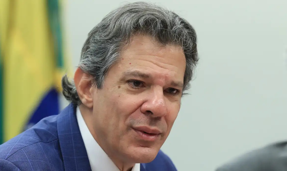 Haddad diz que prefere ter pecha de gastador do que de 