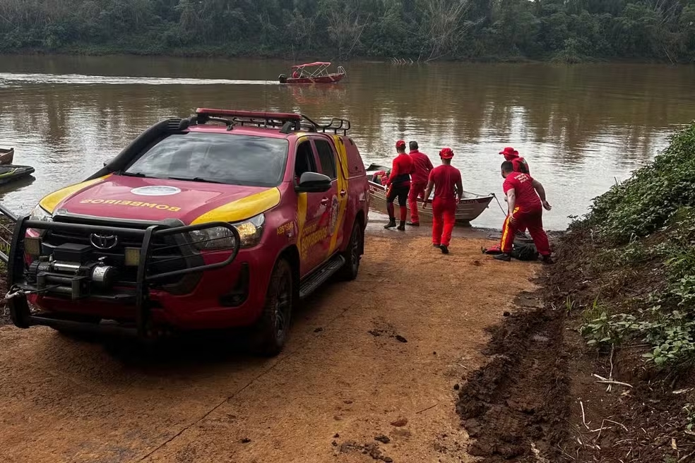 Pescador cai em rio enquanto tentava tirar linha enroscada em motor de barco e é encontrado morto três dias depois, no PR