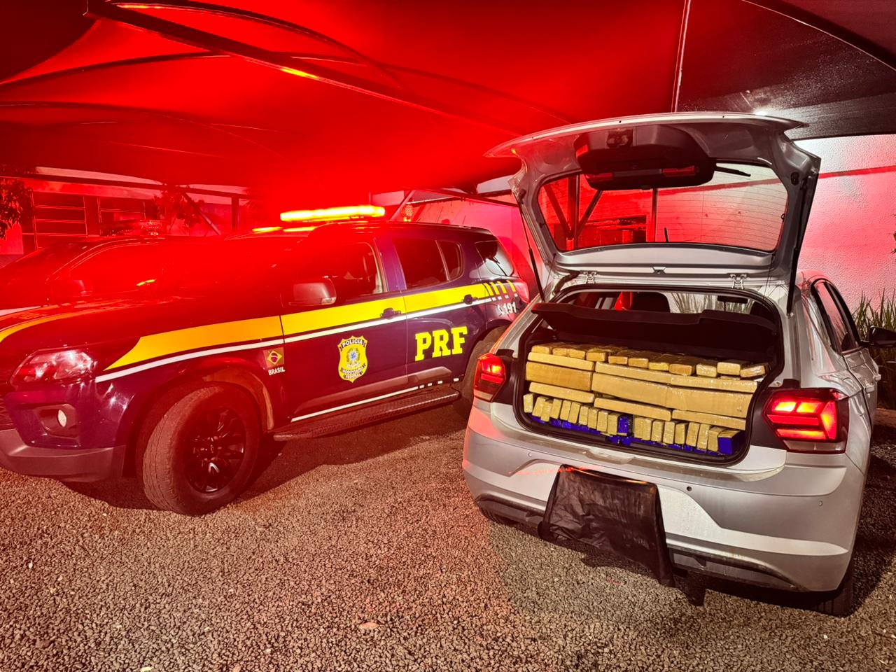 PRF apreende mais de 400 quilos de maconha em em São Miguel do Iguaçu