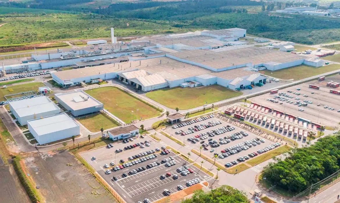 Toyota retoma produção de veículos no país após paralisação de 40 dias