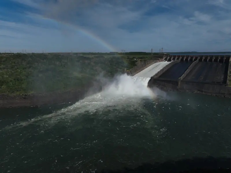 Itaipu abre o vertedouro neste domingo
