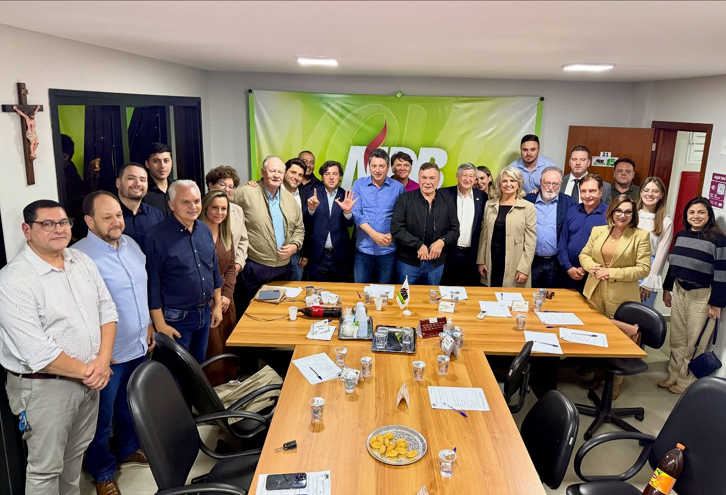 MDB realiza reunião da Executiva Estadual e convida Álvaro Dias a retornar ao partido