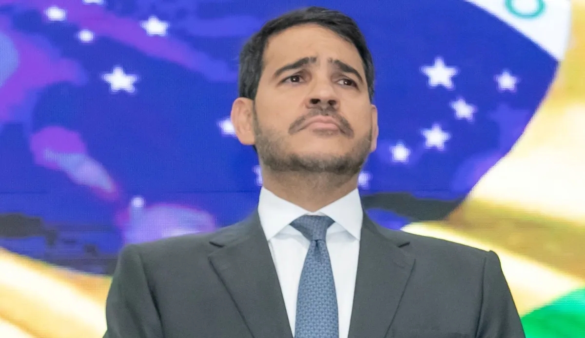 Messias segue favorito ao STF; Lula deve se reunir com Pacheco esta semana