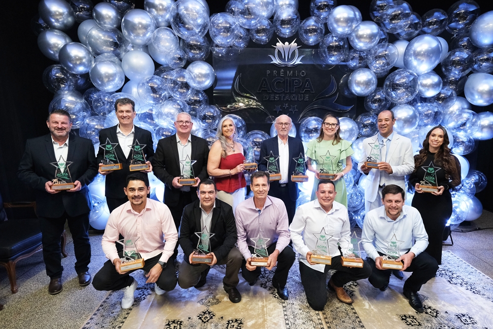 C.Vale é destaque no Prêmio Acipa e recebe 15 troféus