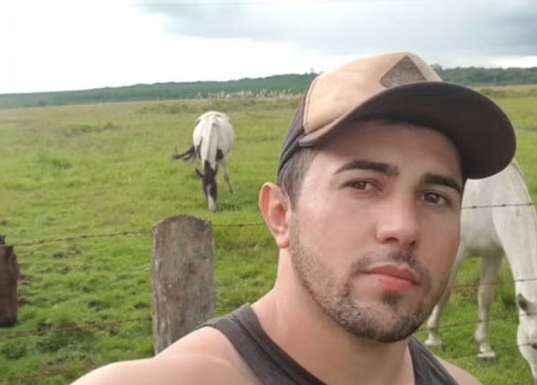 Motorista morto por engano enquanto dormia com esposa e filha bebê no PR: polícia prende sete suspeitos do crime