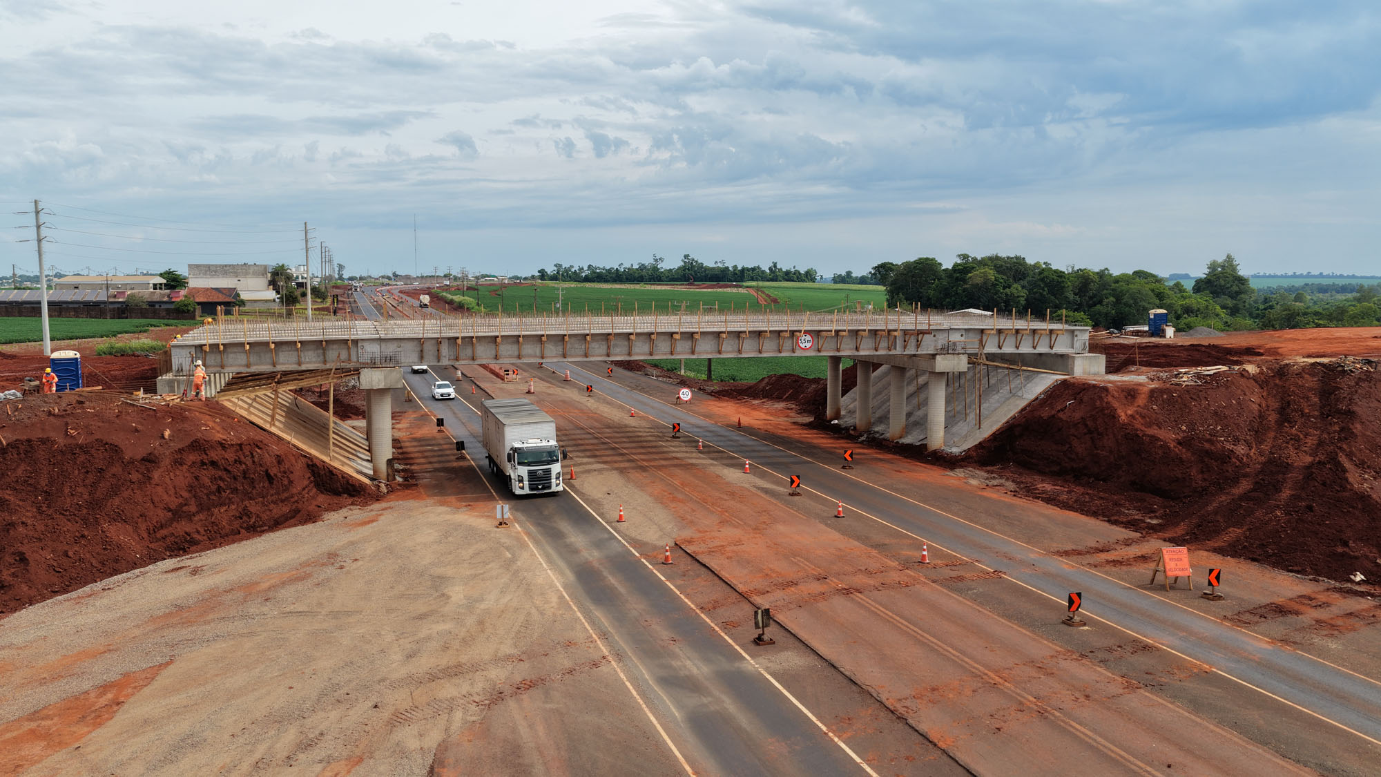 Execução de contorno viário de Palotina sobe para 86%