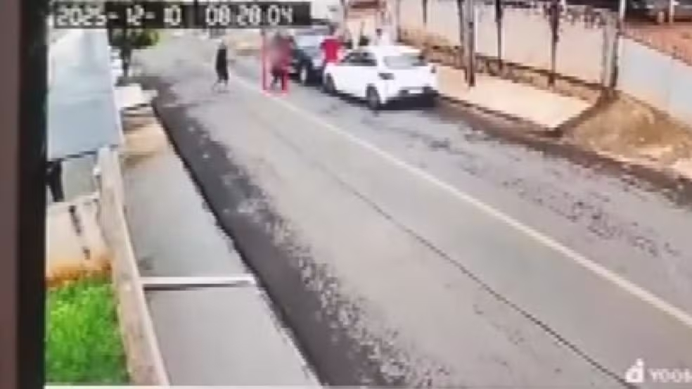 Briga entre vizinhos após acidente de trânsito termina com dois mortos baleados, no PR