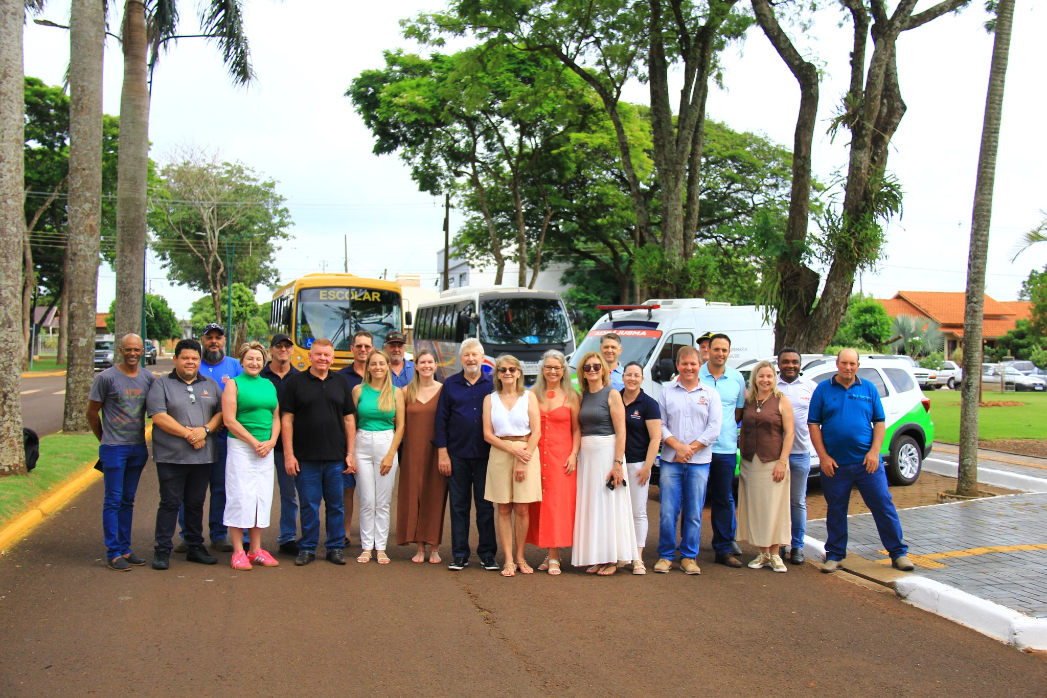 Executivo de Nova Santa Rosa amplia frota municipal com a aquisição de oito novos veículos em 2025