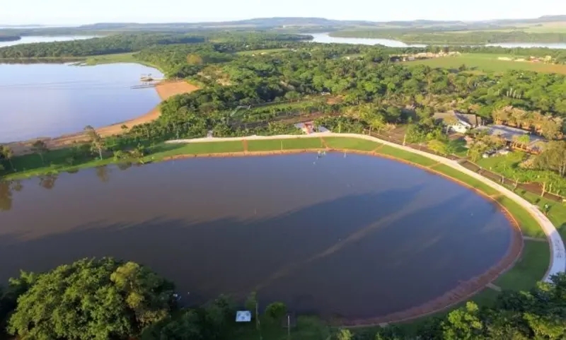 Ataques de piranhas levam à interdição da Praia Nova em Santa Helena