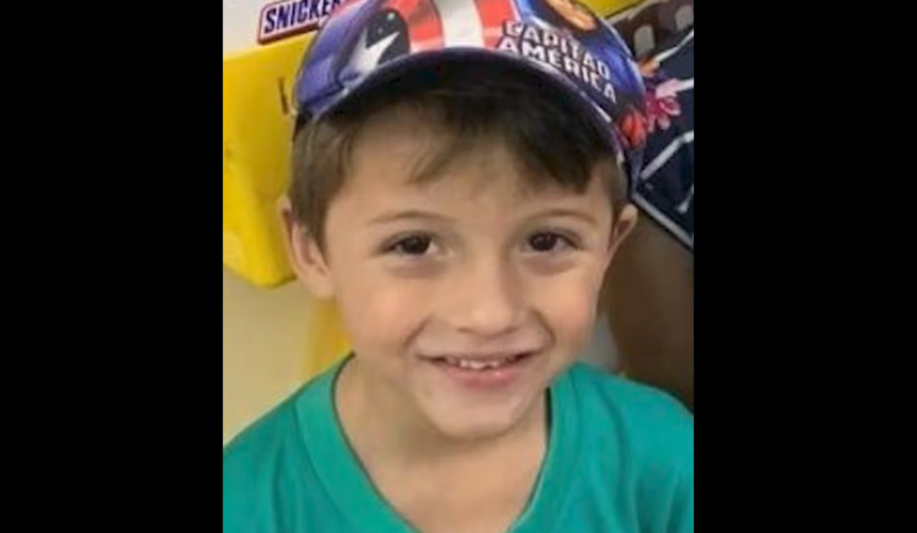 Menino de 5 anos morre afogado em piscina de clube no Paraná