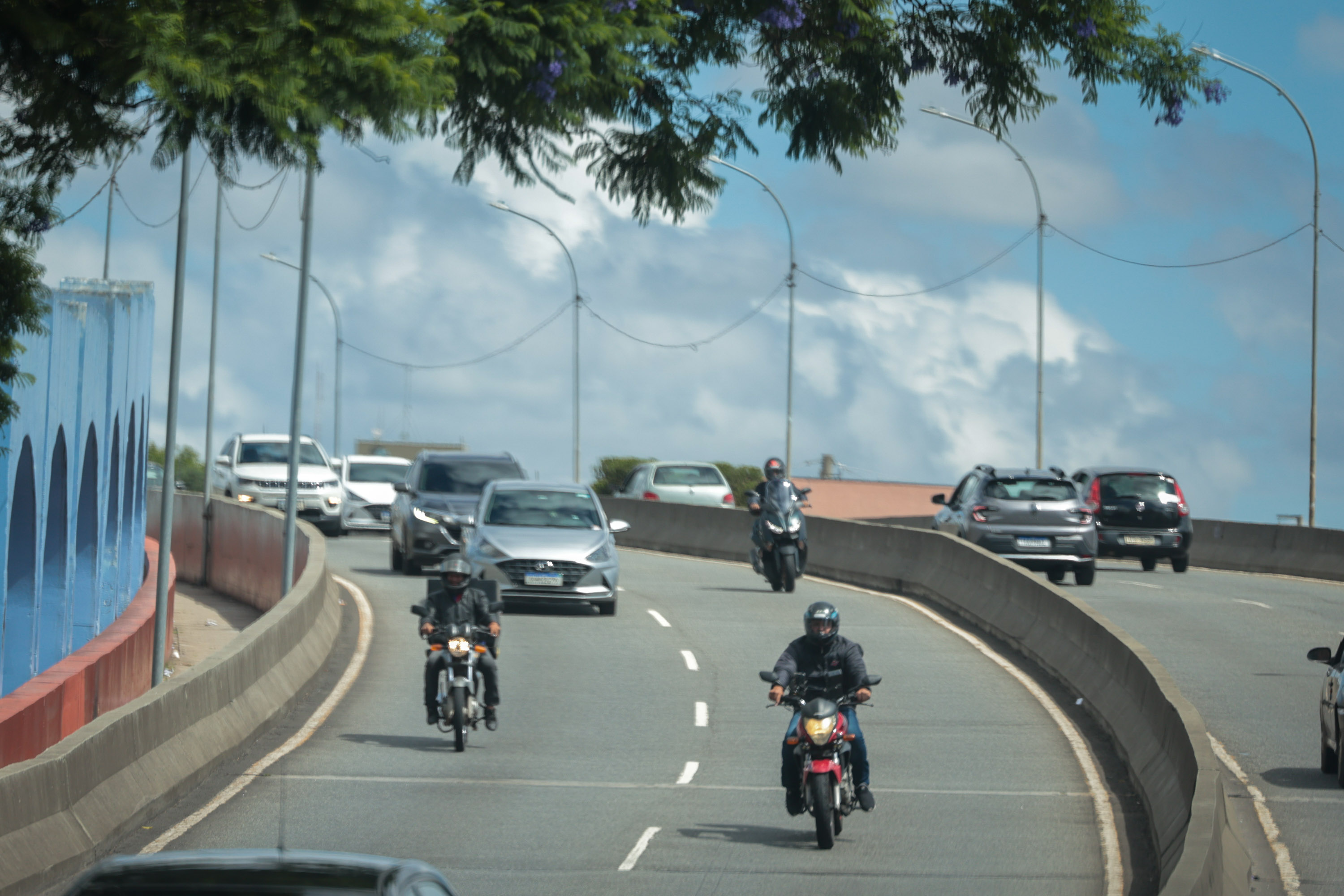 Do Gol ao Porsche: valores do IPVA 2026 passam por transformação após redução histórica