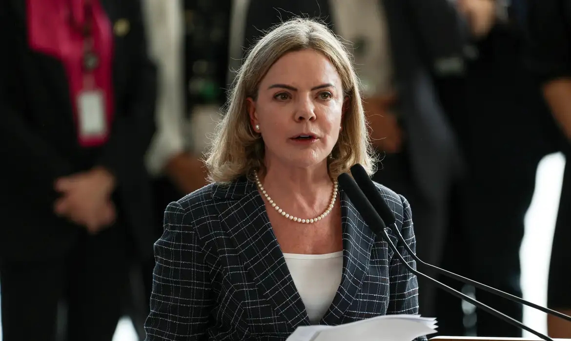 Criação do Ministério da Segurança Pública não está descartada, diz Gleisi