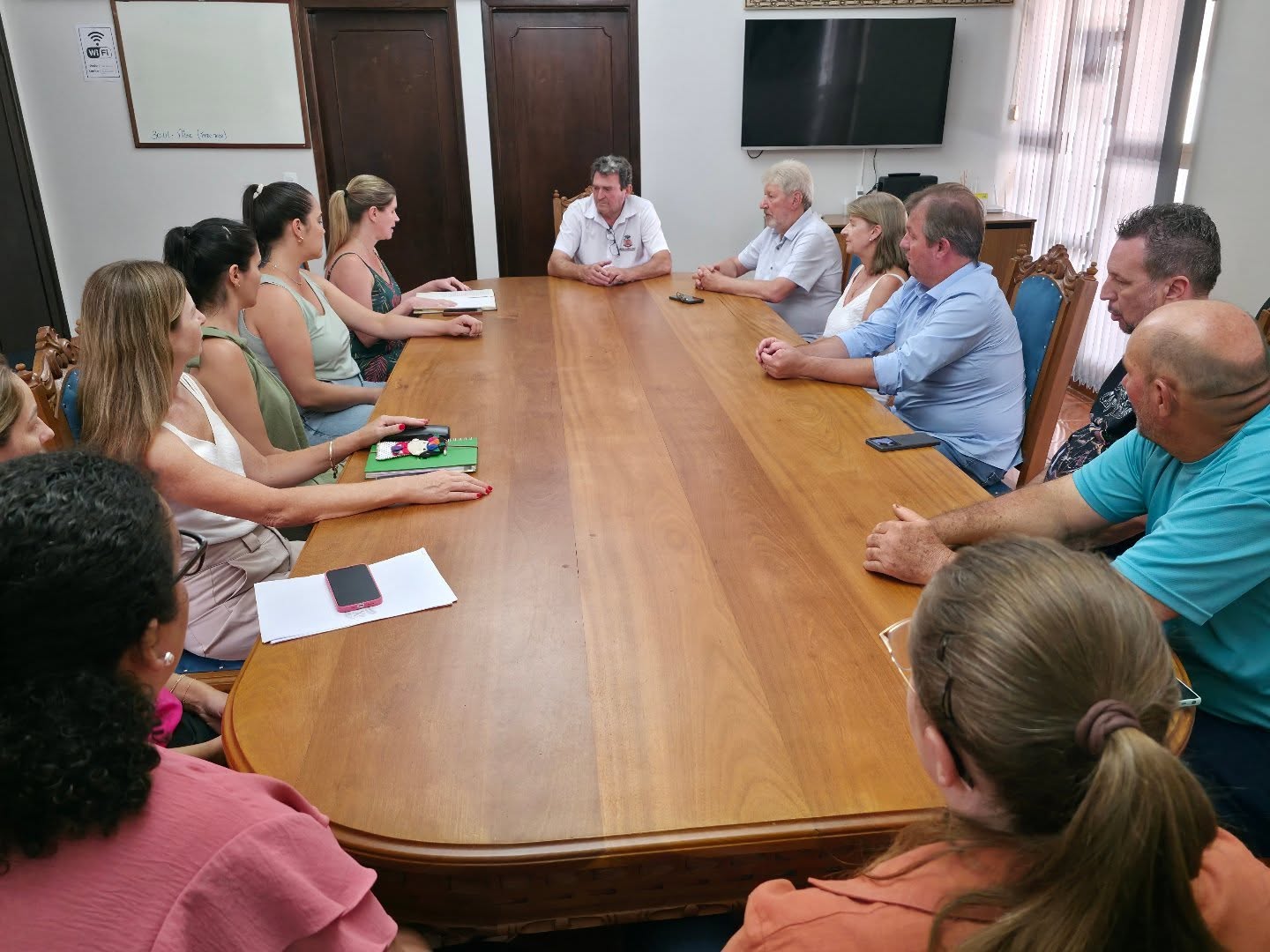 Após período de férias, prefeito Lari Hitz reassume a Prefeitura de Nova Santa Rosa