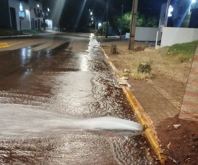 Prefeitura de Nova Santa Rosa acompanha situação de rompimentos na rede de água do município