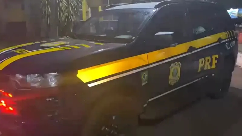 Veículo da Prefeitura de São Miguel do Iguaçu se envolve em acidente na BR-277