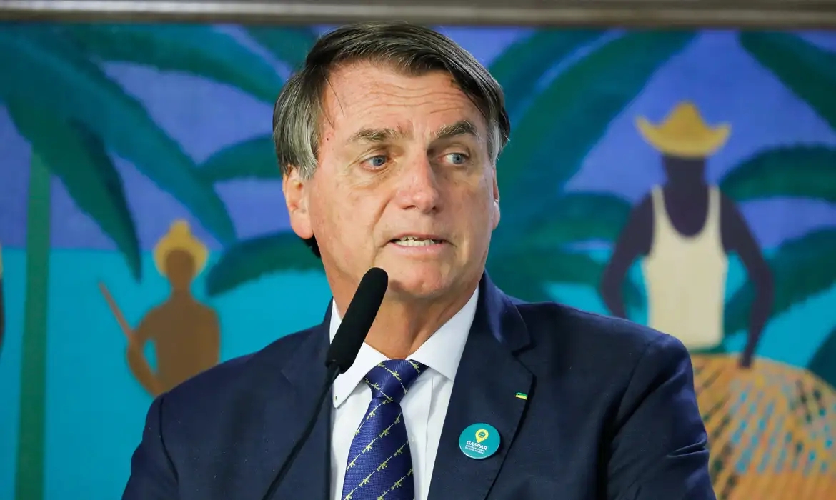 Mesmo preso na Papudinha, Bolsonaro dá as cartas para as Eleições 2026
