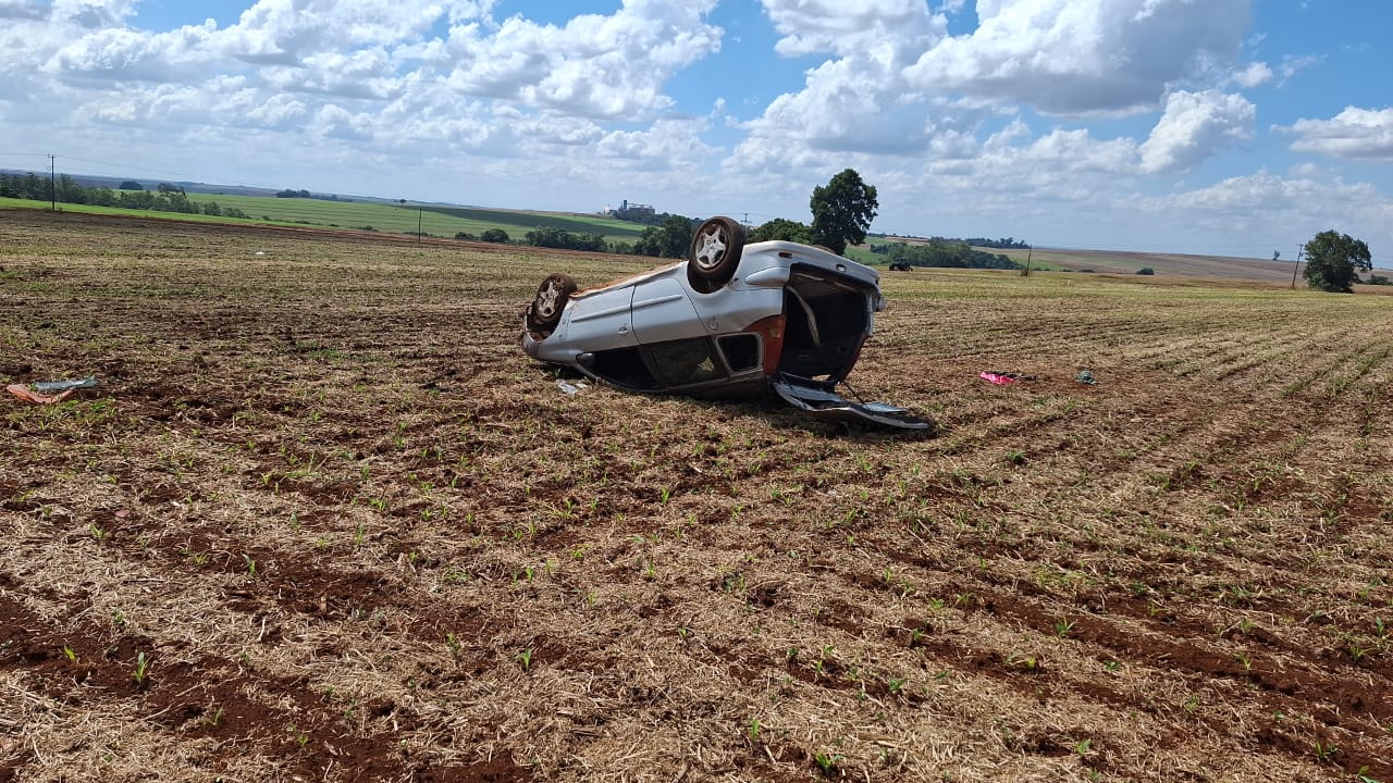 Capotamento deixa homem ferido na PR-581, em Assis Chateaubriand